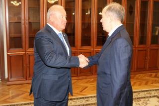 A. Novikov, A. Bortnikov